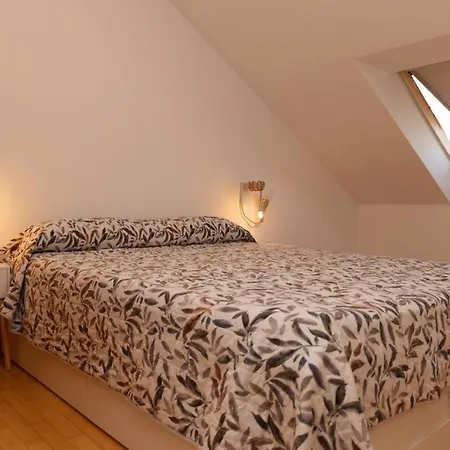 Apartment A Estrenar En A