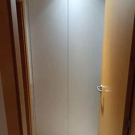 A Estrenar En A * ポブラ・ド・カラミニャル