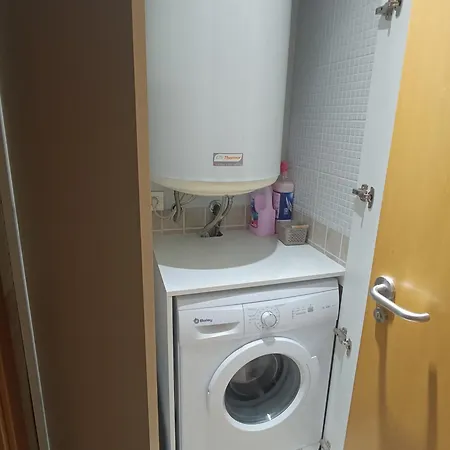 Apartment A Estrenar En A