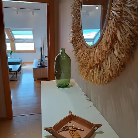 A Estrenar En A Apartment Pobra Do Caraminal